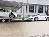 2 Porsche 991 GT2 RS loaded for Export to Korea