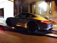 Porsche 991R  is being loaded to be shipped